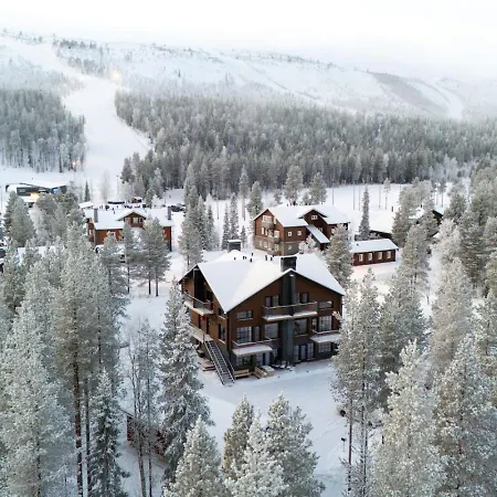 Nova A8, Hot Tub Access, Ski-in Ski-out By Aavalevi * Levi