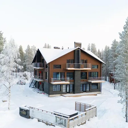 Nova A8, Hot Tub Access, Ski-in Ski-out By Aavalevi * Levi